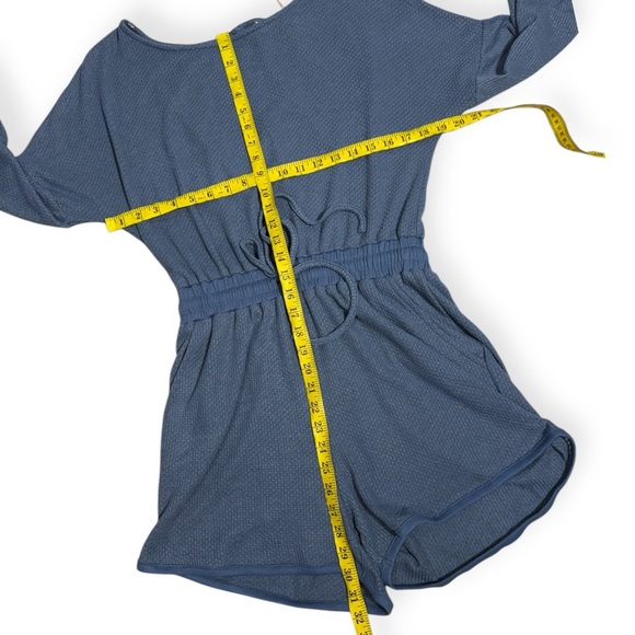 Kori America Blue Long Sleeve Waffle Knit Drawstring Shorts Romper Size Small - Picture 5 of 7
